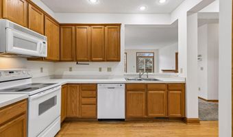 15156 Dundee Ave, Apple Valley, MN 55124