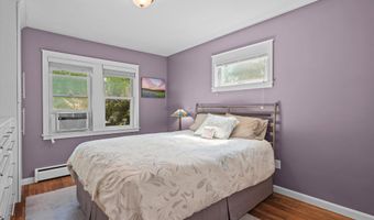 29 Harrison Ave, Portsmouth, NH 03801