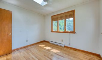 28 Farm Dr, Ashford, CT 06278