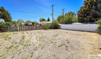635 Thelma Ave, Arco, ID 83213