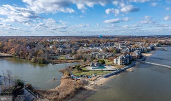 2106 CHESAPEAKE HARBOUR Dr 202, Annapolis, MD 21403