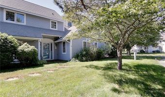 521 Corey Ln, Middletown, RI 02842