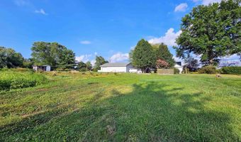 32650 Huntington Rd, Ashton, WV 25503