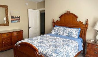 18 Wayman Ln, Bar Harbor, ME 04609