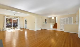 6220 ROBINWOOD Rd, Bethesda, MD 20817