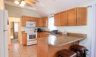 395 Aquidneck Ave, Middletown, RI 02842