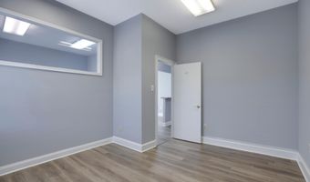 7361 MCWHORTER Pl 320, Annandale, VA 22003