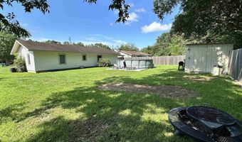 511 E Pine St, Atmore, AL 36502