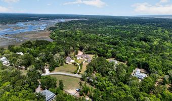 1484 Old Rosebud Trl, Awendaw, SC 29429