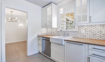 2102 HARRISON Ave, Orlando, FL 32804