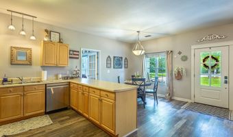 337 21st Ave, Apalachicola, FL 32320