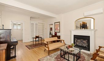 412 11th St NW, Albuquerque, NM 87102