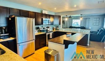 914 N Richard St, Carlsbad, NM 88220