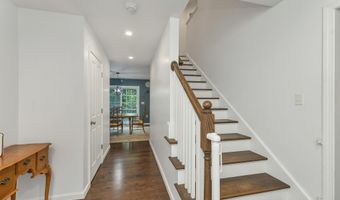 19 Linwood Dr, Alton, NH 03809