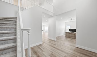20384 MIDDLEBURY St, Ashburn, VA 20147