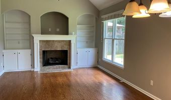 12097 BROOKS Vlg, Arlington, TN 38002