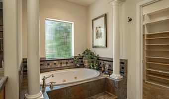 472 Lindsay Ln, Ashland, OR 97520