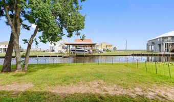 424 Riverview Dr, Bay St. Louis, MS 39520