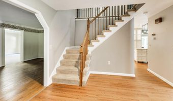 2012 BERMONDSEY Dr, Bowie, MD 20721