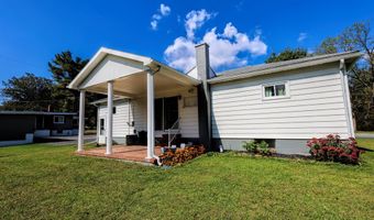 8075 Loop Rd, Alexandria, PA 16611