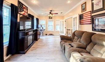 353 Alapaha River Dr, Alapaha, GA 31622