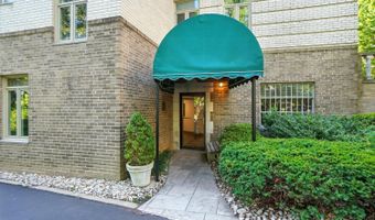 2376 Madison Rd, Cincinnati, OH 45208
