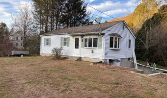 12 Deep Hollow Rd, Chester, CT 06412