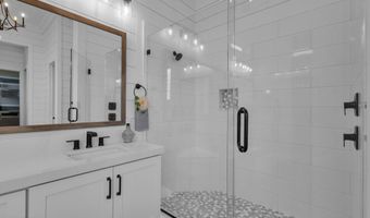 1151 E PEACH TREE Dr, Chandler, AZ 85249