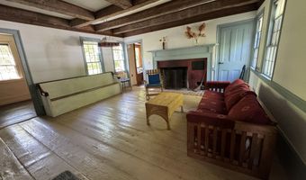 186 Bridgton Rd, Sebago, ME 04029