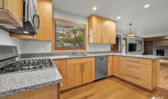 4830 Retriever Cir, Anchorage, AK 99502