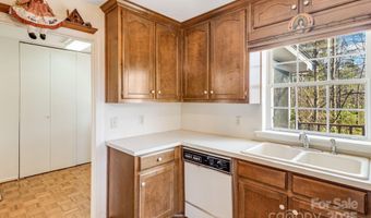 456 Mills Gap Rd, Arden, NC 28704