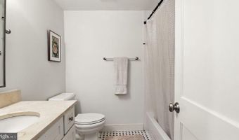 416 E ALEXANDRIA Ave, Alexandria, VA 22301