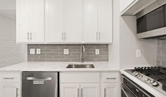 12 VAN DORN 405, Alexandria, VA 22304