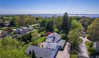 2 Cherry Ln, Bristol, RI 02809