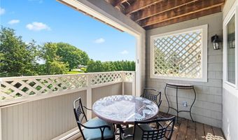 27 Eagle Dr, North Kingstown, RI 02852