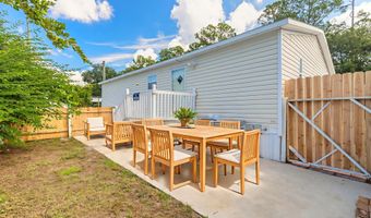 55721 Palmetto Rd, Astor, FL 32102