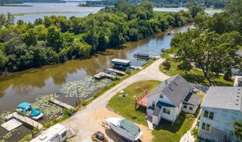 38717 N Lake St, Antioch, IL 60002