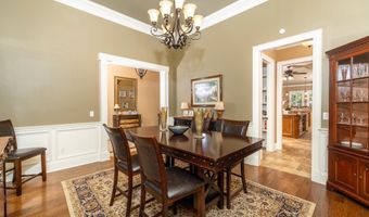 230 Eastwood Dr, Brandon, MS 39042