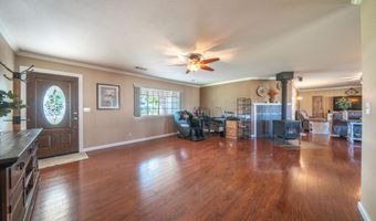 6679 Meadowlark Ln, Anderson, CA 96007