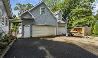 614 Bay Blvd, Bayville, NJ 08721