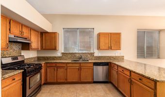 5191 W SHANNON St, Chandler, AZ 85226