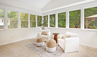 5165 Wellshire Pl, Atlanta, GA 30338