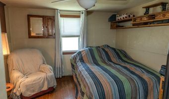 45 Howard St, Austin, IN 47102