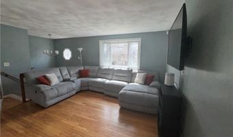 231 Smith St, Warwick, RI 02886