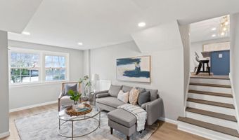 8404 CHERRY VALLEY Ln, Alexandria, VA 22309