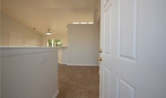 12794 Navajo Rd, Apple Valley, CA 92308
