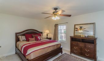 7628 WESTLAKE Ter 74, Bethesda, MD 20817