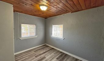 426 Headingly Ave NW A, Albuquerque, NM 87107
