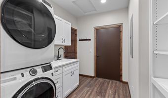 28344 N Linzy Ln, Athol, ID 83801