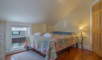 3 Wayman Ln, Bar Harbor, ME 04609